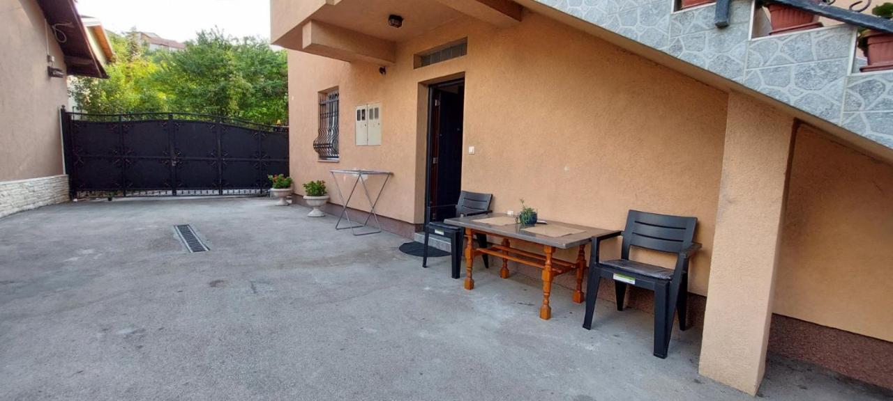 Appartement Melaaj Hill *